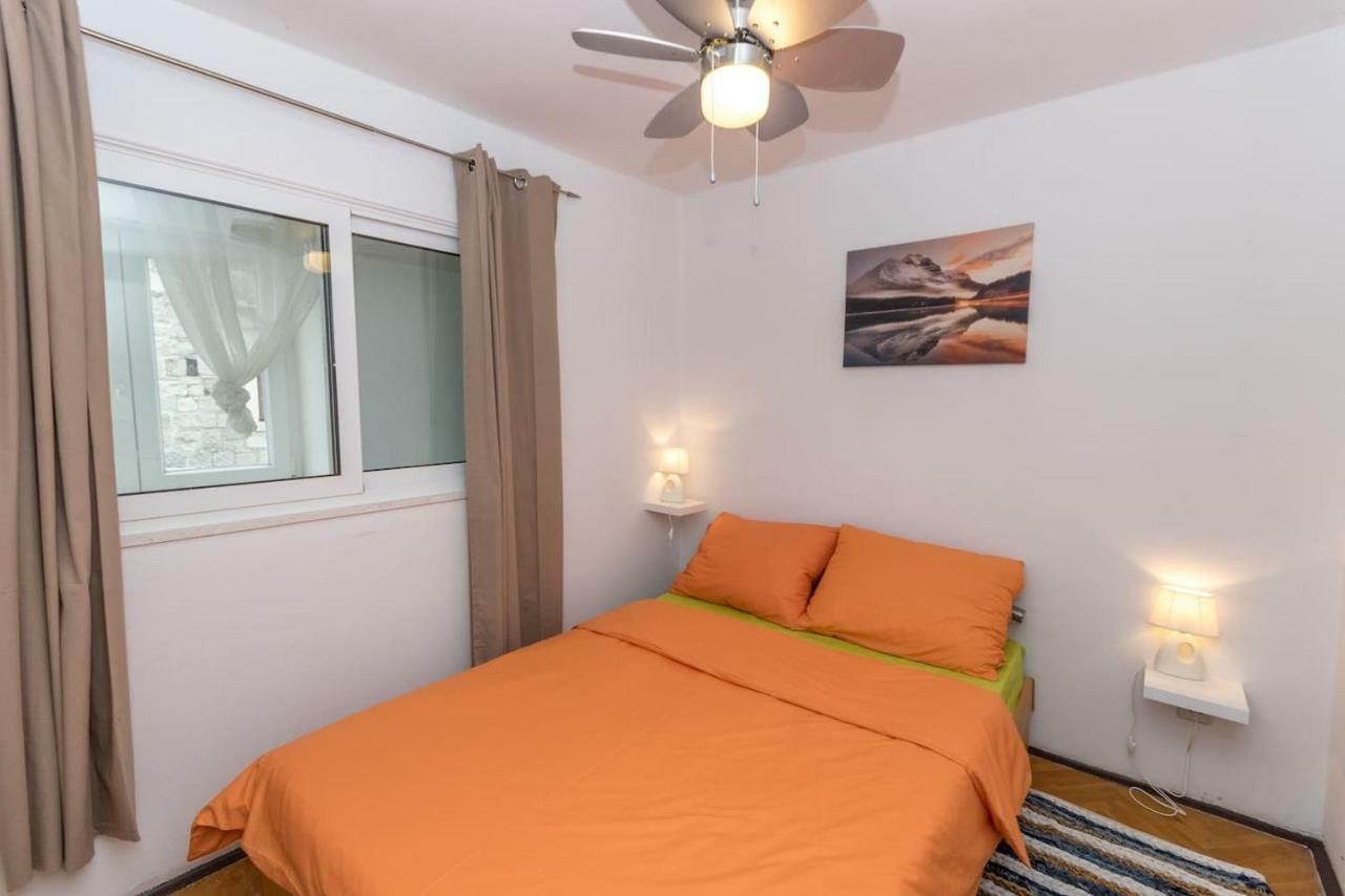 Dalmatinska Kuca Blanka Villa Kaštela Dış mekan fotoğraf