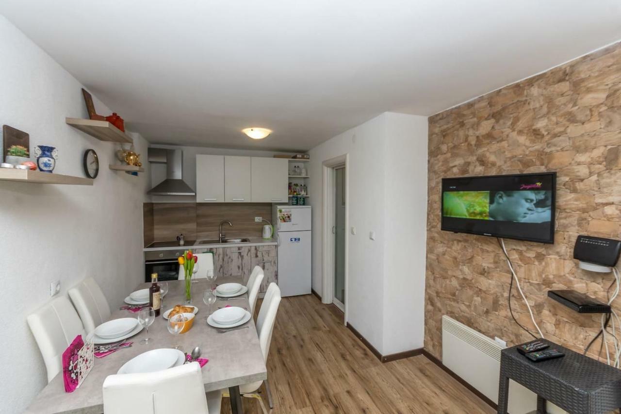 Dalmatinska Kuca Blanka Villa Kaštela Dış mekan fotoğraf